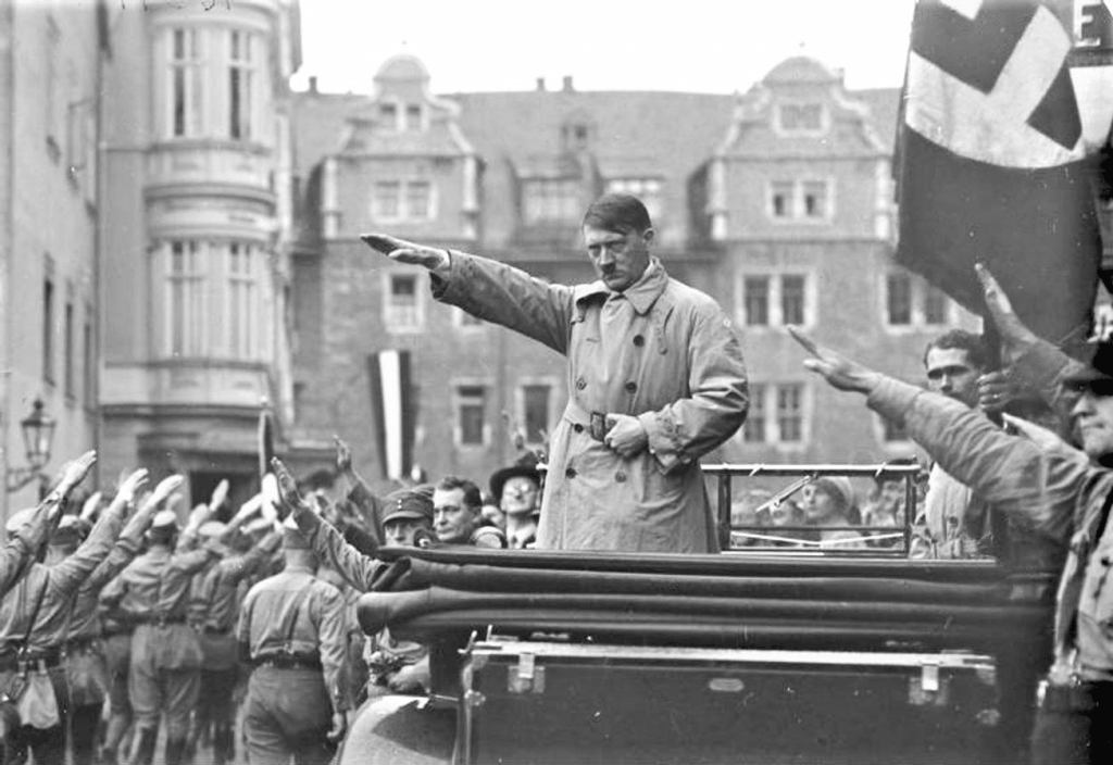 Adolf Hitler i Weimar i oktober 1930.